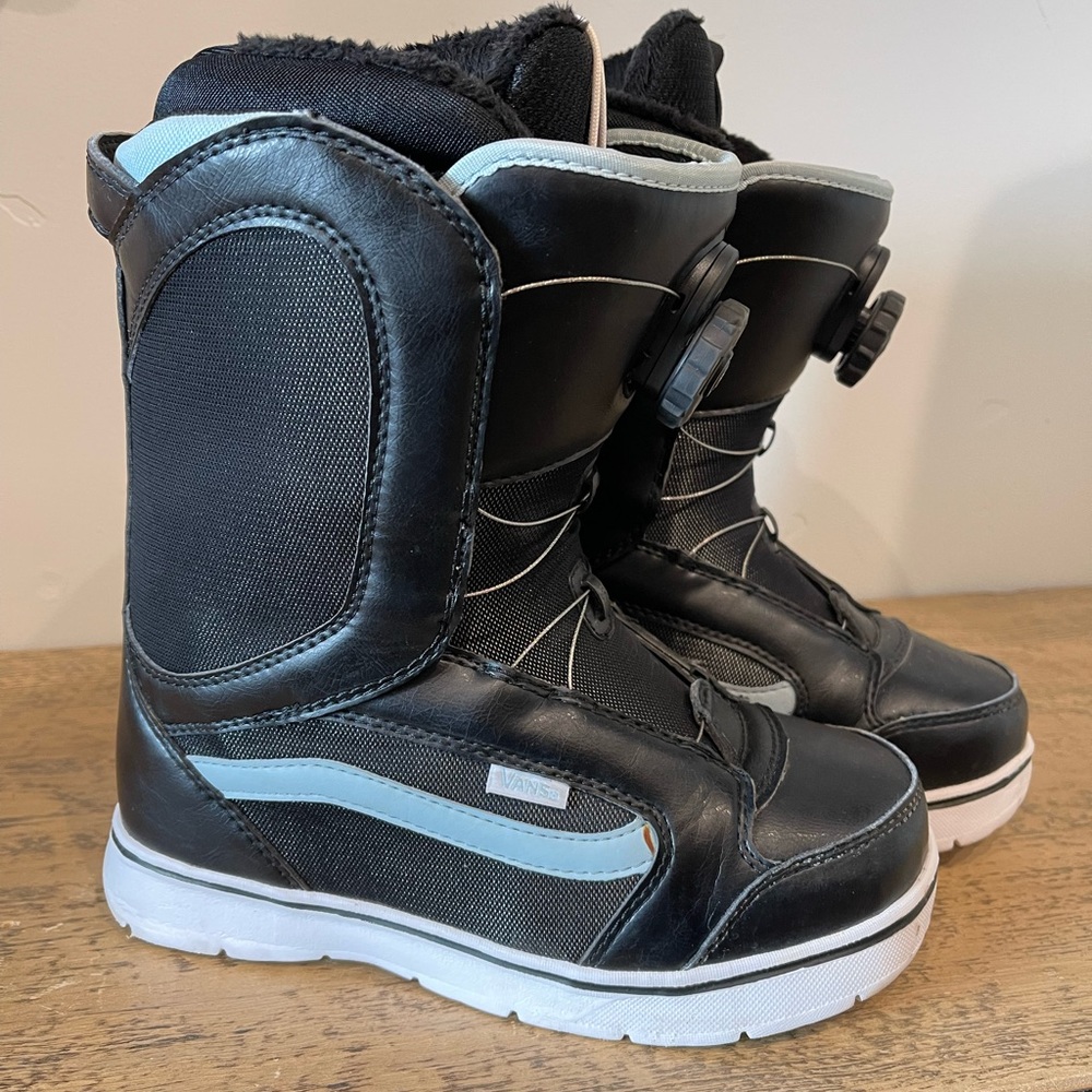 Vans snowboarding boots 7